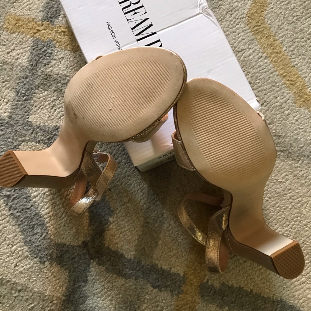 Dream Pairs Gisela-1 NWT Size 8.5 - Picture 7 of 7